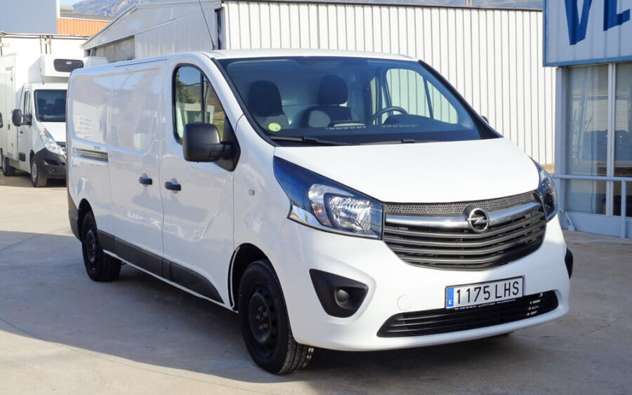 VIVARO F2900 L2H1 120 E6 ETIQUETA C
