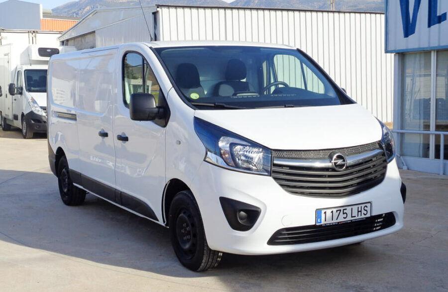 VIVARO F2900 L2H1 120 E6 ETIQUETA C