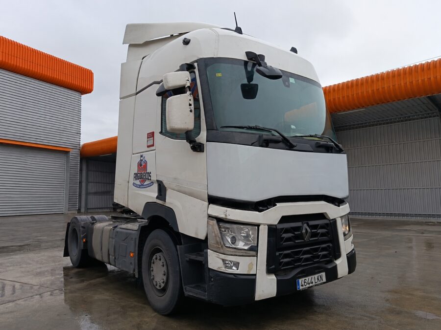 T430 SLEEPER CAB T4X2 E6