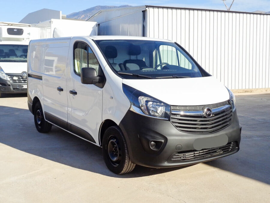 VIVARO F2700 L1H1 120 E6 ETIQUETA C