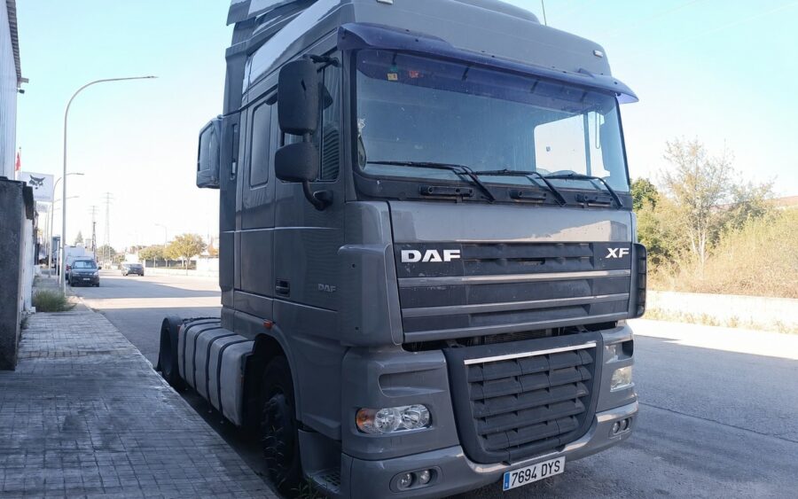 FT XF 95.480 TRACTORA E3
