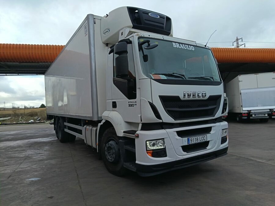 STRALIS AD260S33YP 6X2 E6 ETIQ C