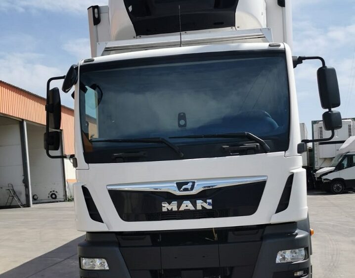 TGM 26.320 6X2-4 BL EURO 6 FRC
